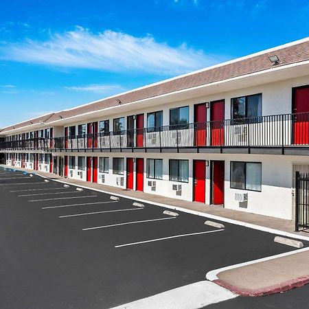 Econo Lodge Stockton Near I-5 Fairgrounds Exterior photo