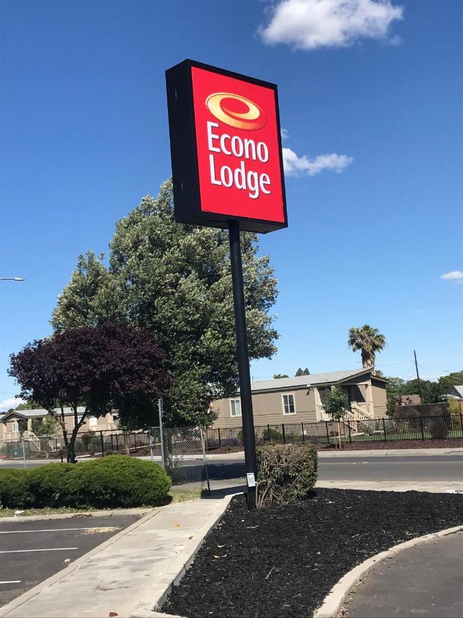 Econo Lodge Stockton Near I-5 Fairgrounds Exterior photo