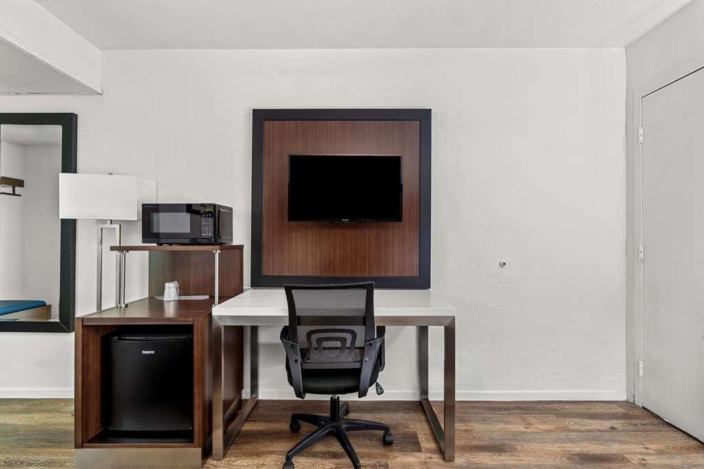 Econo Lodge Stockton Near I-5 Fairgrounds Room photo